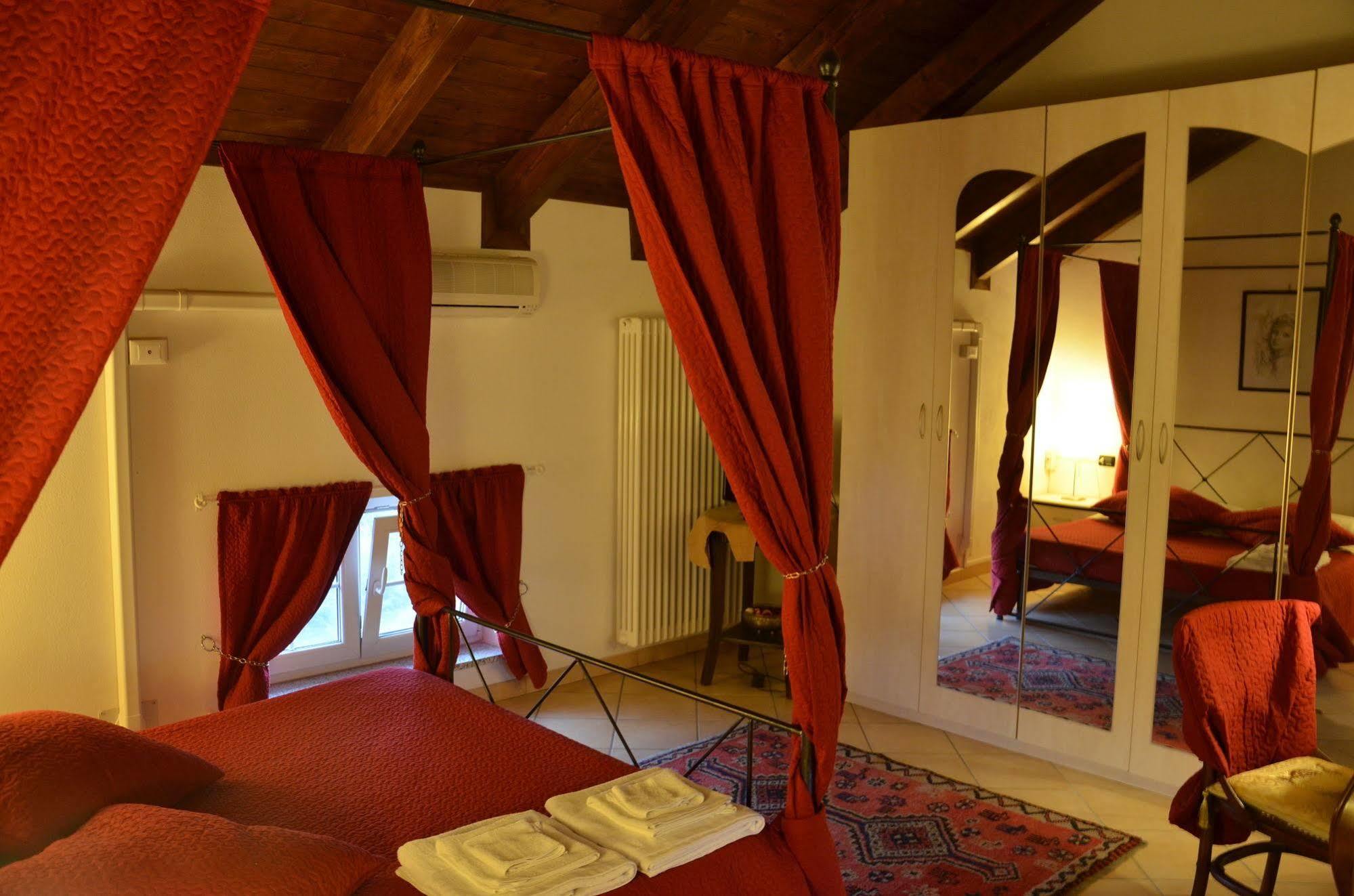 Villa Sassi Ac Alessandria Eksteriør bilde